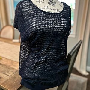 🟦EUC- JCREW SLEEVELESS LIGHT WEIGHT TOP - COLOR IS NAVY BLUE🟦